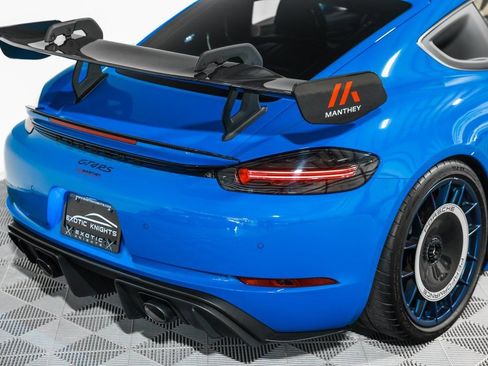 Used 2023 Porsche 718 Cayman GT4 RS w/ Chrono Package image 7
