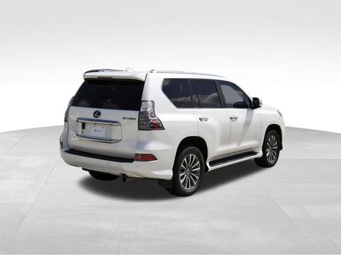 Used 2022 Lexus GX 460 Luxury w/ Off Road Package AWD/4WD image 4