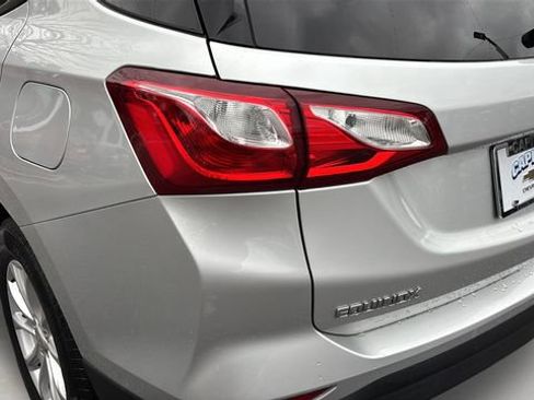 Used 2021 Chevrolet Equinox LS w/ LS Convenience Package image 35