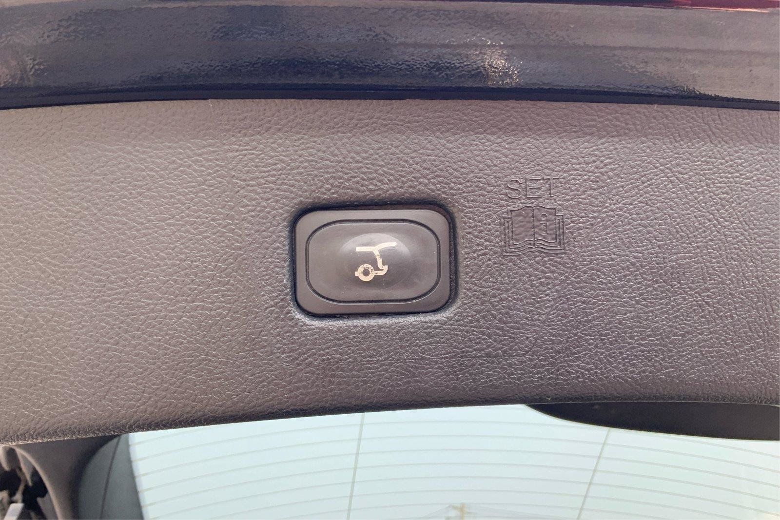 Used 2024 Ford Edge Titanium AWD/4WD image 31