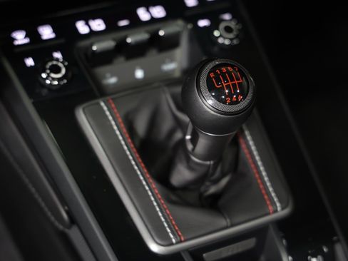 Used 2023 Porsche 911 Carrera GTS w/ Premium Package image 44