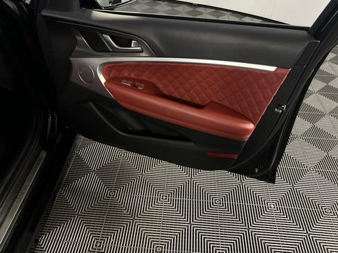 Used 2025 Genesis G70 3.3T Advanced w/ Sport Prestige Package image 36