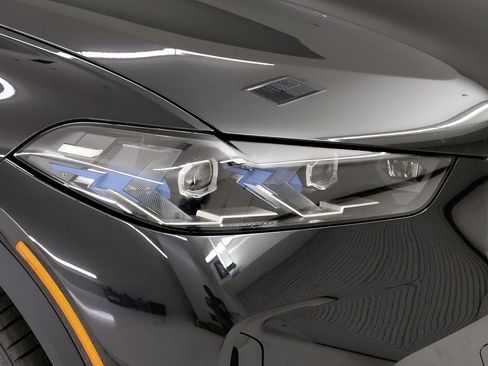 Used 2026 BMW X5 xDrive40i image 3