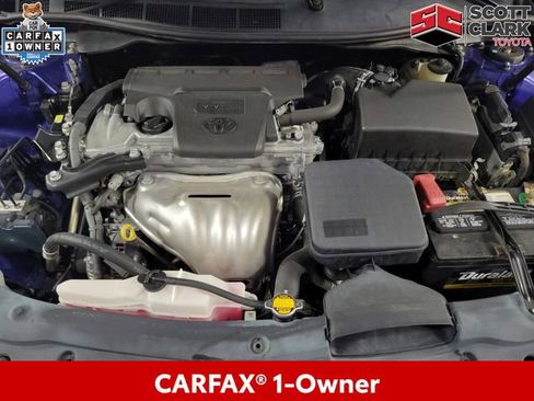 Used 2015 Toyota Camry SE FWD image 12