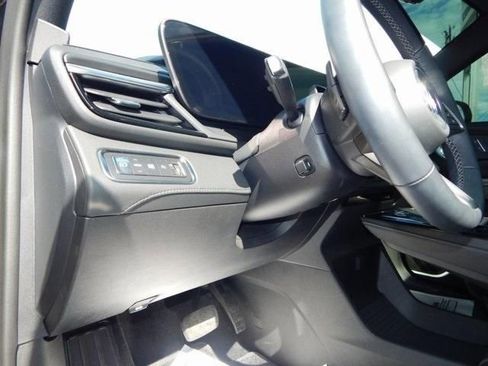 Used 2025 Buick Enclave Avenir w/ Super Cruise Package image 18