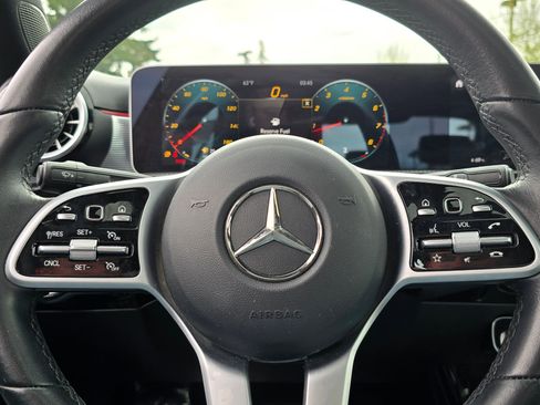 Used 2020 Mercedes-Benz A 220 4MATIC image 24