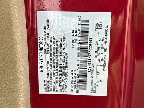 Used 2005 Ford Mustang GT Premium image 52