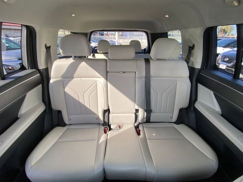 Used 2025 Hyundai Santa Fe SEL image 41