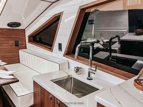 Used 2022 Ford F550 4x4 Crew Cab Super Duty w/ Power Equipment Group image 49