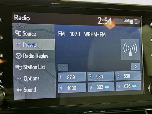 Used 2021 Toyota Sienna XSE image 21