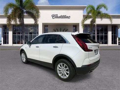 Certified 2023 Cadillac XT4 Luxury w/ Cold Weather Package image 11