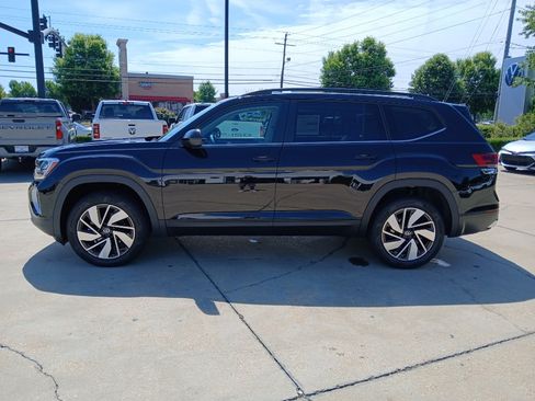 New 2026 Volkswagen Atlas SE FWD image 4