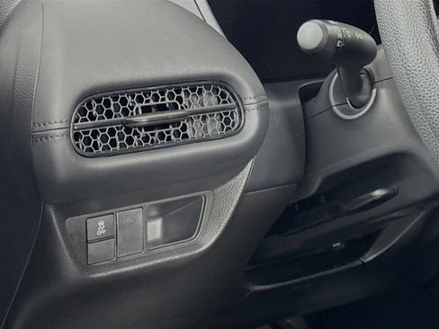 Certified 2023 Honda HR-V LX image 10