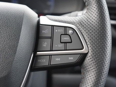 Certified 2025 Toyota Sienna Platinum AWD/4WD image 23