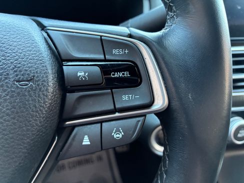 Used 2022 Honda Accord Sport image 8
