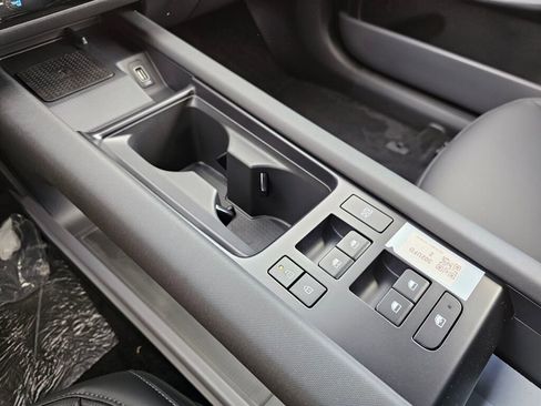 New 2025 Hyundai Ioniq 6 SEL image 26