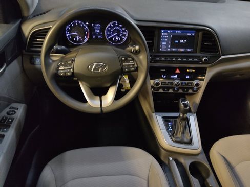 Used 2020 Hyundai Elantra SEL FWD image 22