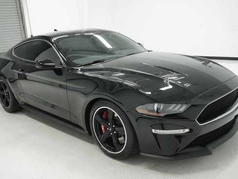 Used 2020 Ford Mustang Bullitt w/ Bullitt Electronics Package RWD image 3
