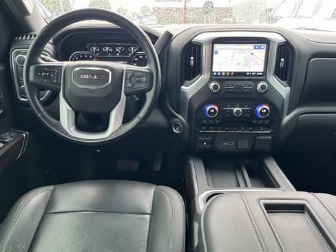 Used 2021 GMC Sierra 1500 SLT w/ SLT Premium Plus Package AWD/4WD image 17