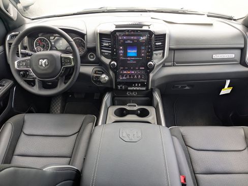 New 2026 RAM 1500 Laramie AWD/4WD image 14
