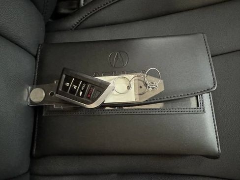 Used 2024 Acura MDX FWD image 29