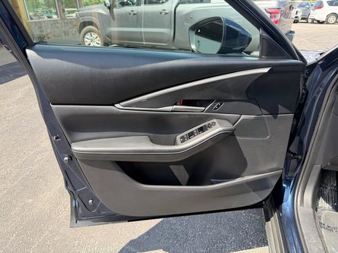 Used 2021 MAZDA CX-30 FWD 2.5 S w/ Select Package image 12