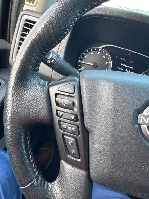 Certified 2022 Nissan Frontier SV AWD/4WD image 20