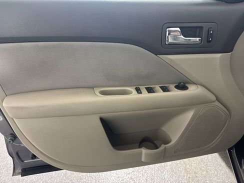 Used 2011 Ford Fusion SE w/ 201A Rapid Spec Order Code image 19