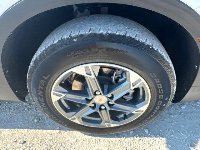 Used 2025 Chevrolet Blazer LT FWD image 20