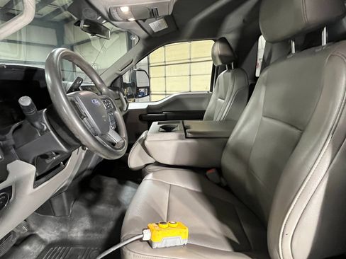 Used 2019 Ford F450 XL w/ XL Value Package image 27
