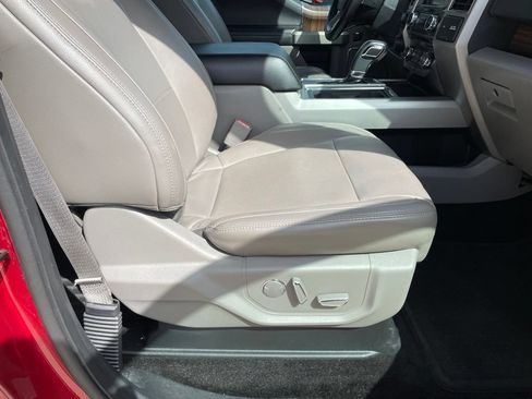 Used 2017 Ford F150 Lariat RWD image 27