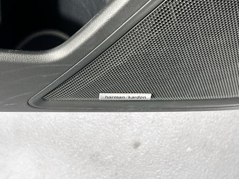 Used 2023 Subaru Legacy Limited AWD/4WD image 19