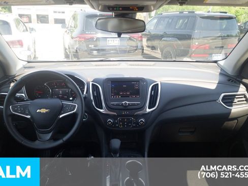 Used 2024 Chevrolet Equinox LT FWD image 21