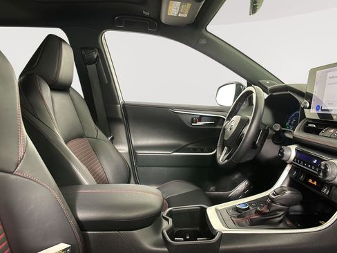 Used 2023 Toyota RAV4 XSE w/ Weather Package image 20