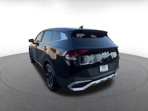 Used 2025 Kia Sportage LX image 11