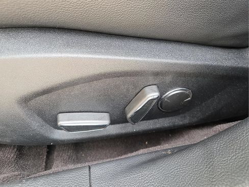 Used 2020 Ford Fusion Titanium FWD image 15
