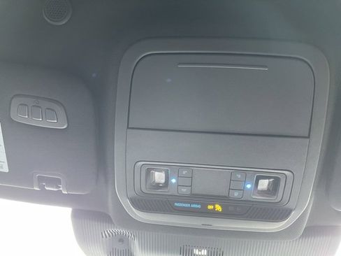 New 2026 Ford Explorer ST-Line w/ ST-Line Street Pack image 21