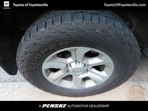 Used 2018 Toyota 4Runner SR5 Premium AWD/4WD image 7