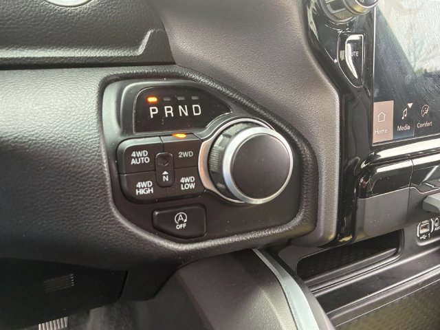 Used 2023 RAM 1500 Big Horn AWD/4WD image 23