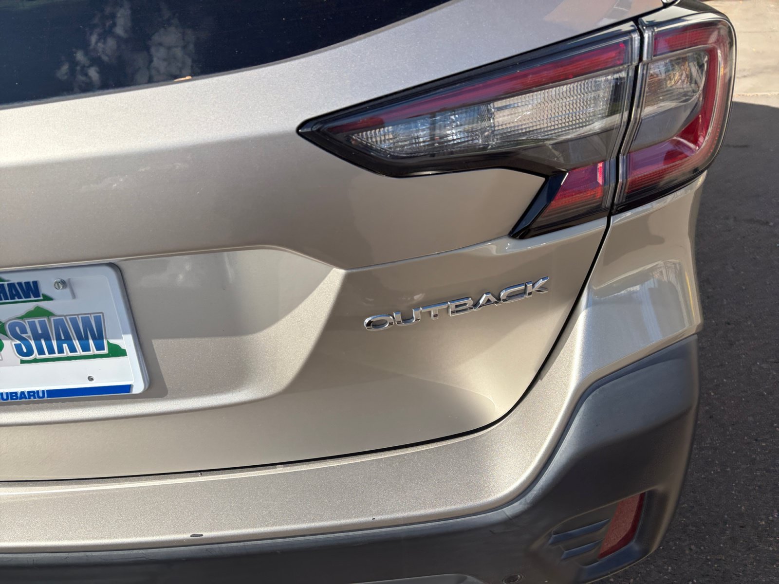 Used 2020 Subaru Outback Limited AWD/4WD image 27
