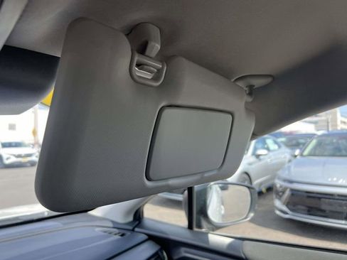 Used 2024 Subaru Crosstrek 2.0i Premium image 30