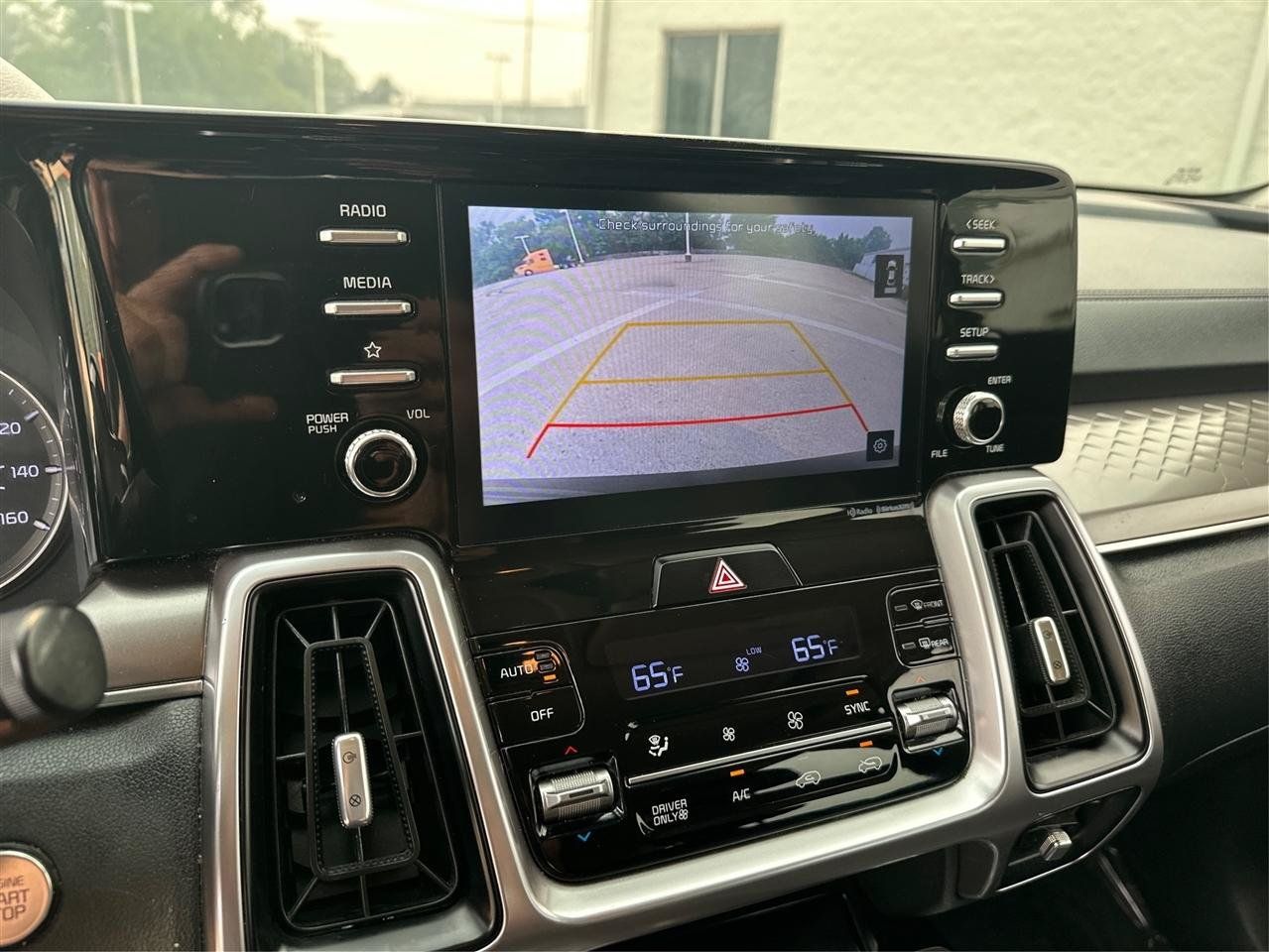 Used 2021 Kia Sorento S FWD image 31