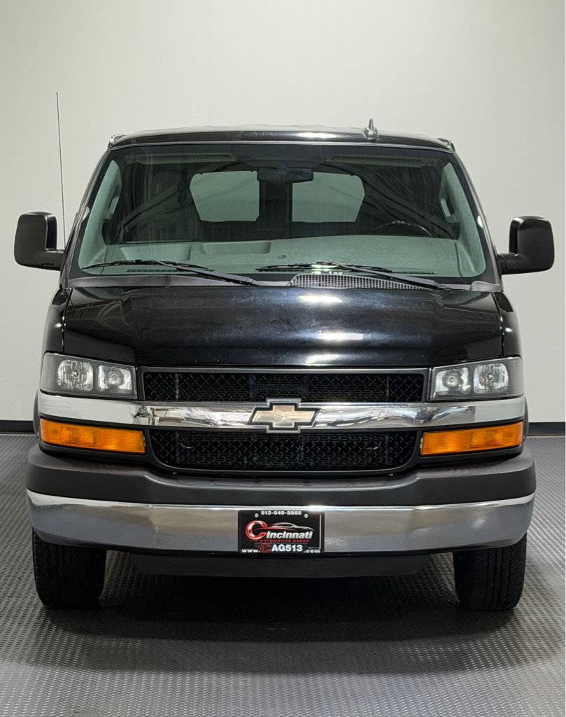 Used 2016 Chevrolet Express 3500 LT w/ LT Preferred Equipment Group RWD image 3