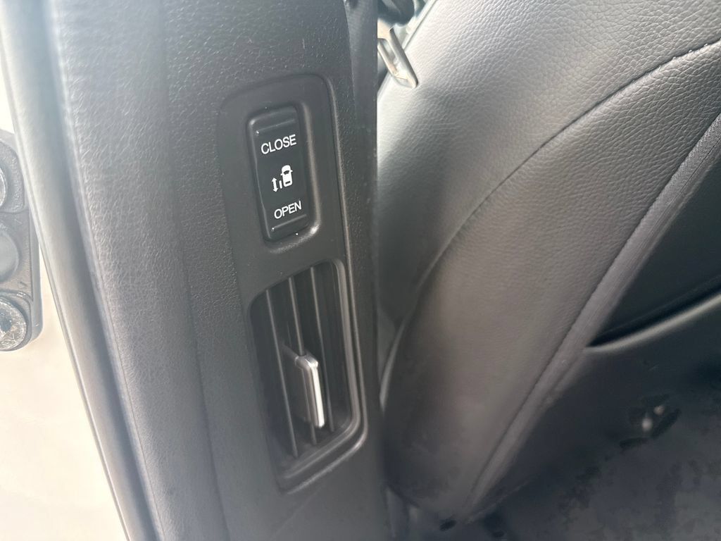 Used 2023 Honda Odyssey Touring image 18