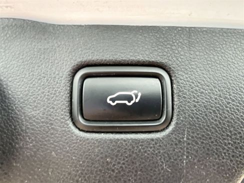 Used 2019 Kia Sorento EX image 35