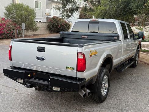 Used 2009 Ford F350 Cabela's image 3