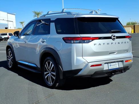 Used 2023 Nissan Pathfinder Platinum w/ Lighting Package (N93) image 5