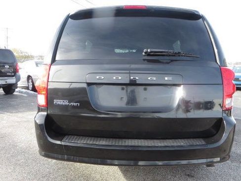 Used 2015 Dodge Grand Caravan SXT w/ Blacktop Package image 25