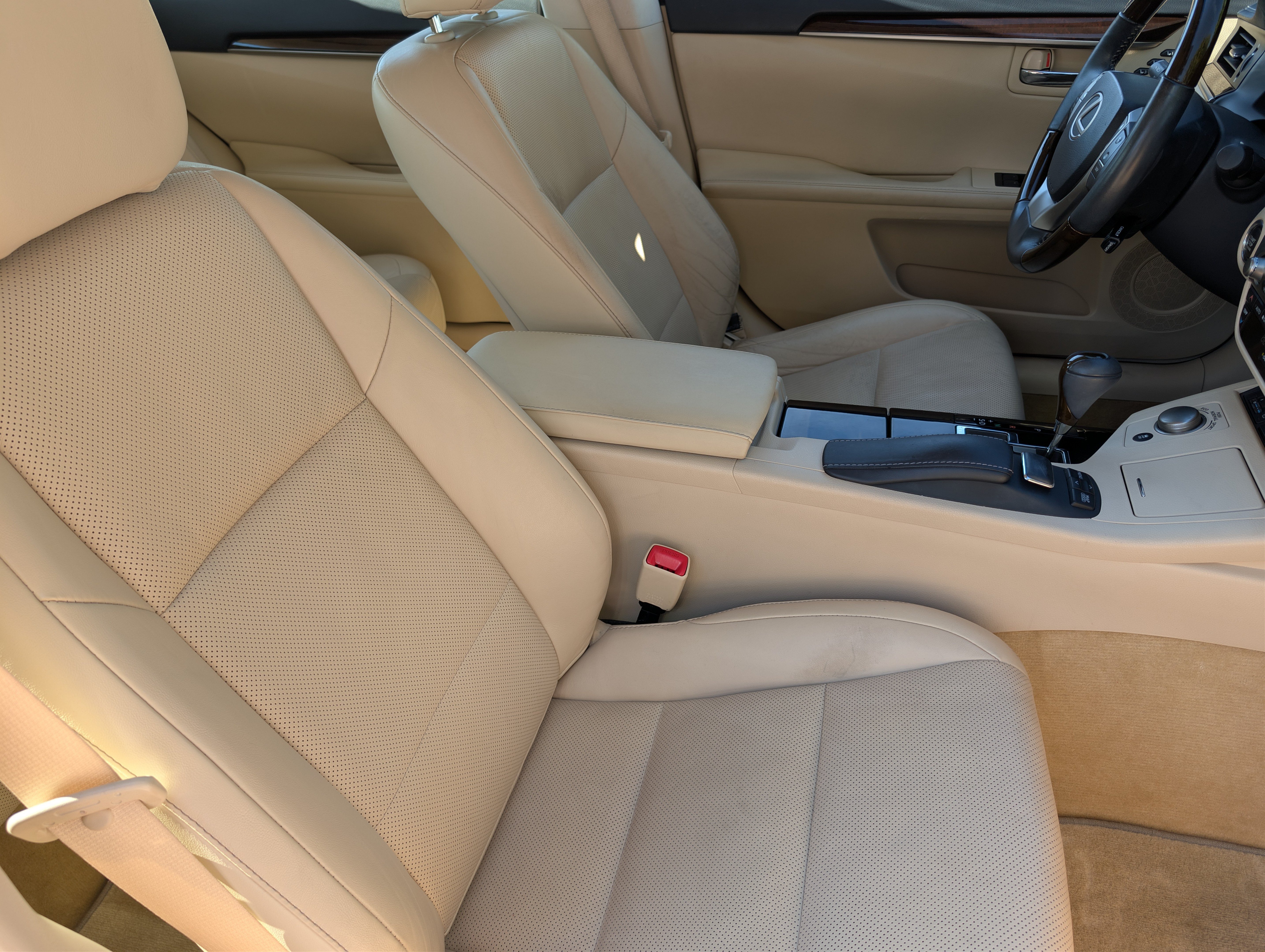 Used 2014 Lexus ES 350 w/ Luxury Package FWD image 36
