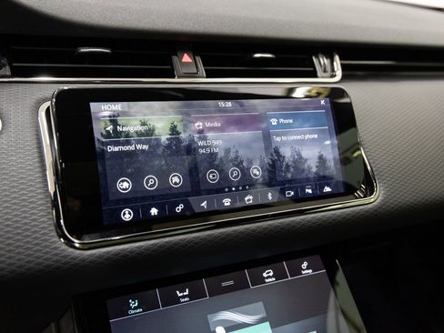 Used 2020 Land Rover Range Rover Evoque R-Dynamic S image 19